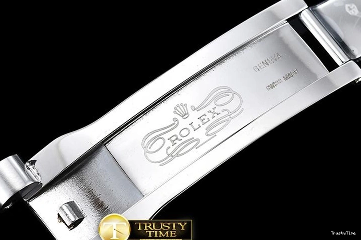 1207 RDD0214D – DayDate 36mm Elegant 683